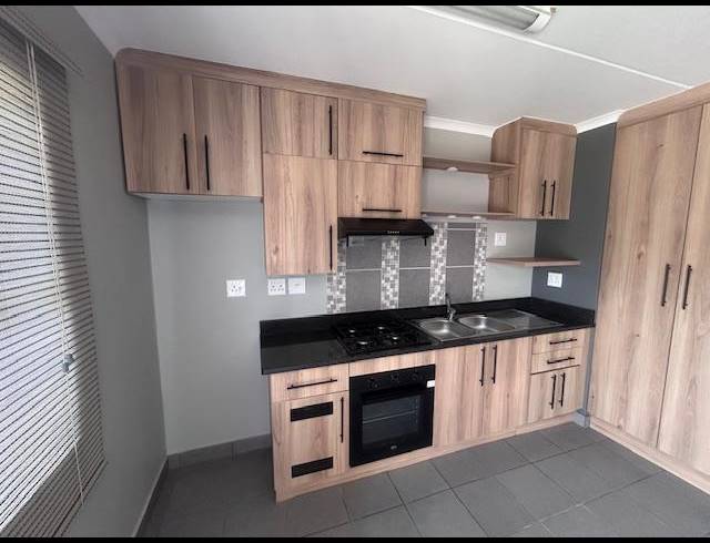 2 BEDROOM PROPERTY TO RENT IN EQUESTRIA